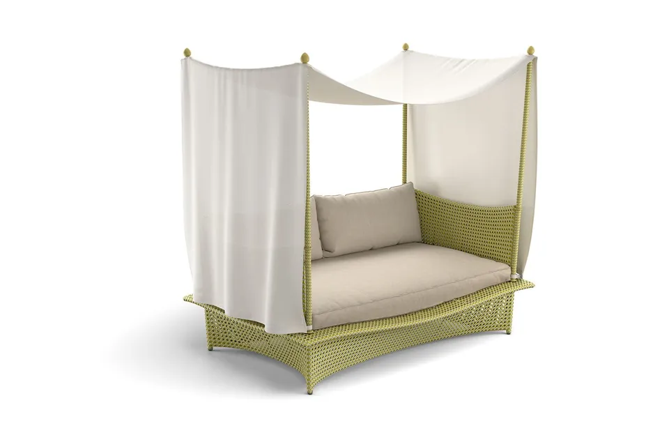 Dedon Daydream daybed, studio photo