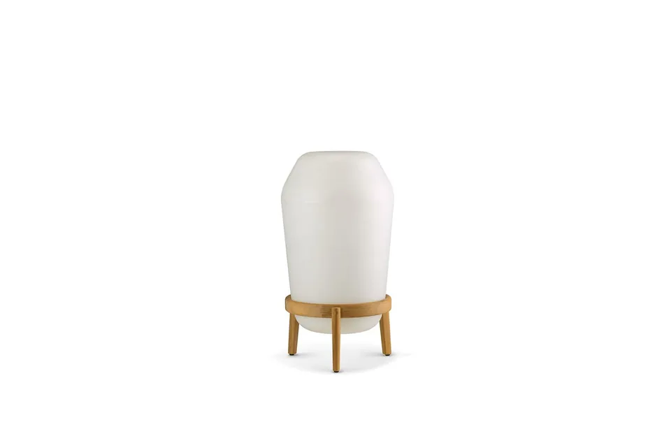 Dedon Loon floor lamp s, studio photo